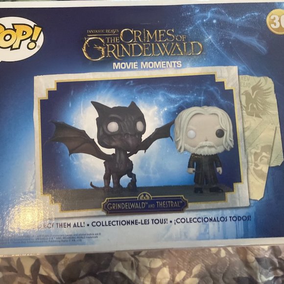 Hot Topic Exclusive Movie Moments Grindelwald & Thestral - Picture 2 of 5